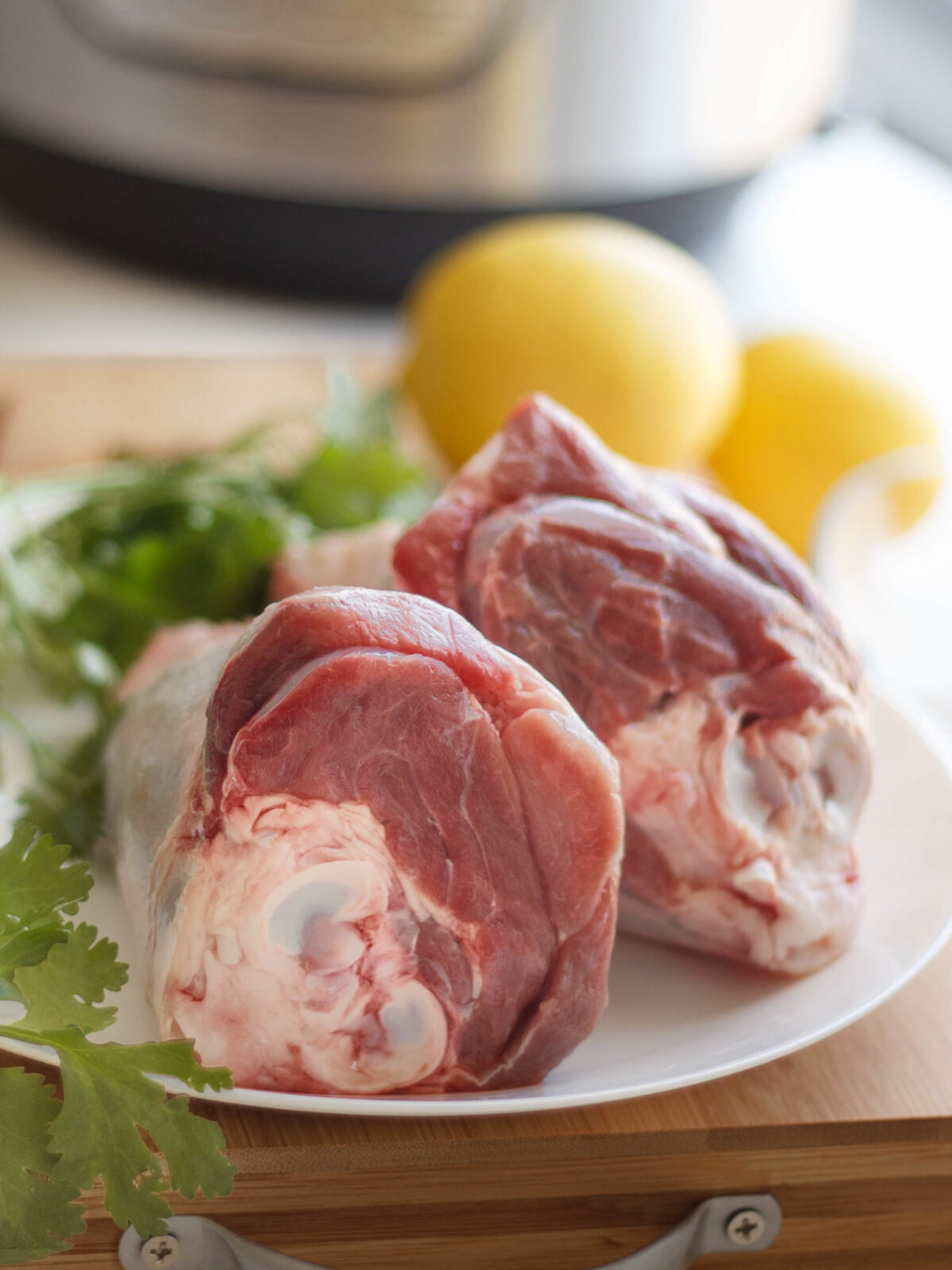 https://tasteofsham.com/wp-content/uploads/2020/06/syrian-lamb-beef-meat-for-cooking-1200x1600.jpg